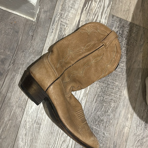 Vintage Dan Post cowboy boots. A rare find. - Picture 8 of 8